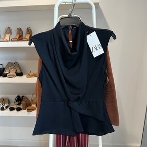 NWT Zara Twisted Front Top Size Small
